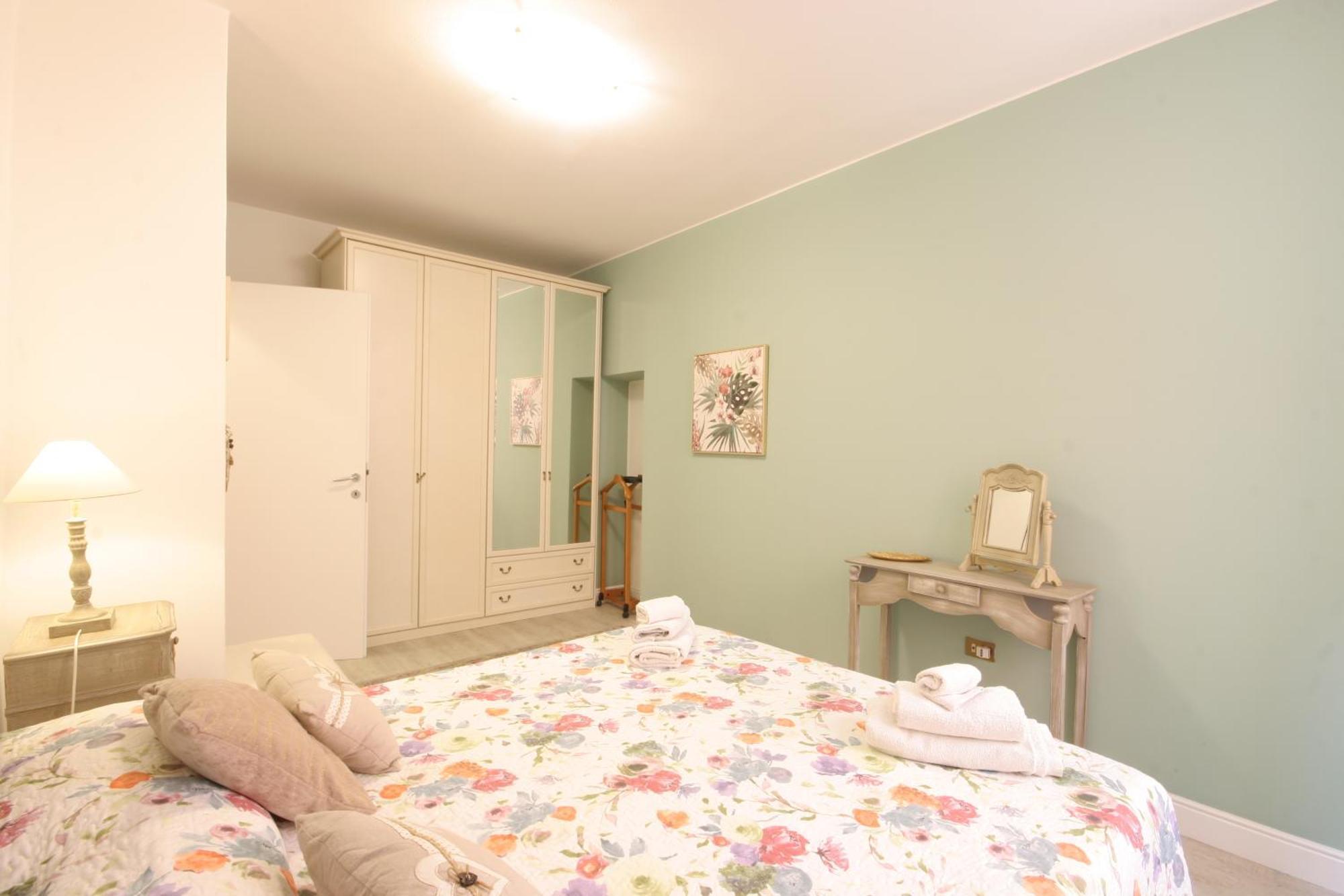 Violetta Maison, Elegante E Romantica A Salo' Apartment Exterior photo