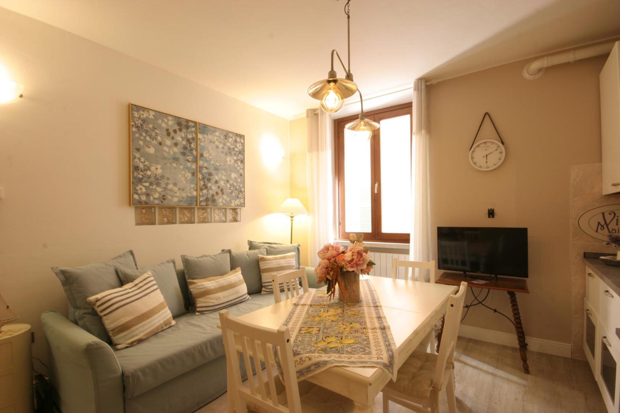 Violetta Maison, Elegante E Romantica A Salo' Apartment Exterior photo